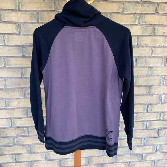 Burton Comfy Sweater - Picture 4 of 5